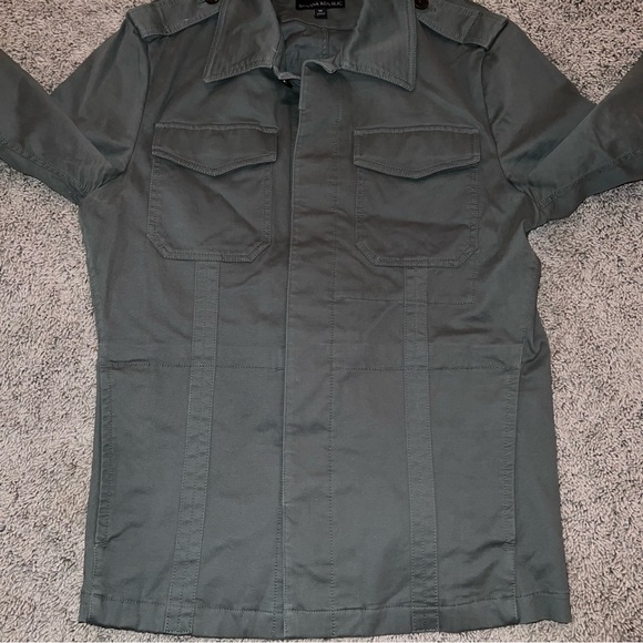 Women’s Banana Republic Army Green Utility Jacket Size Med Pockets Buttons - Picture 3 of 6